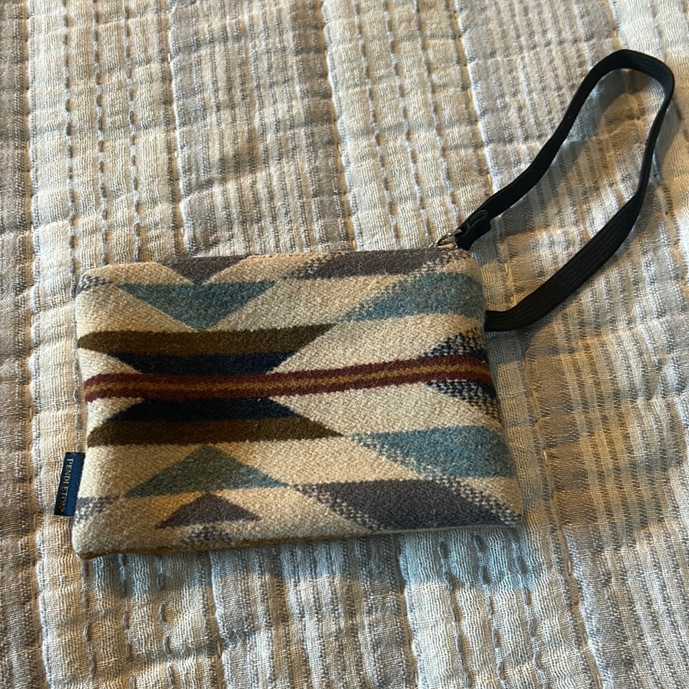Pendleton zip pouch